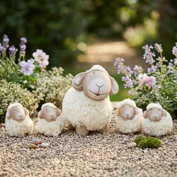 Niedliche Schaf-Familie 5 tlg.: Herzallerliebste Deko-Figuren mit Kuschelfaktor