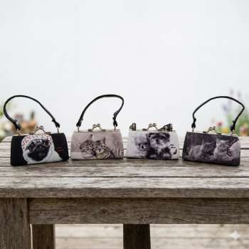 Niedliches 4er Set Geldtaschen